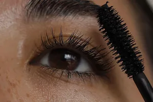 5 ошибок в уходе, из-за которых выпадают ресницы