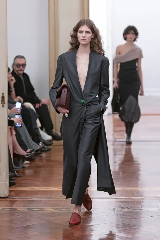 Alberta Ferretti осень-зима 2025/2026