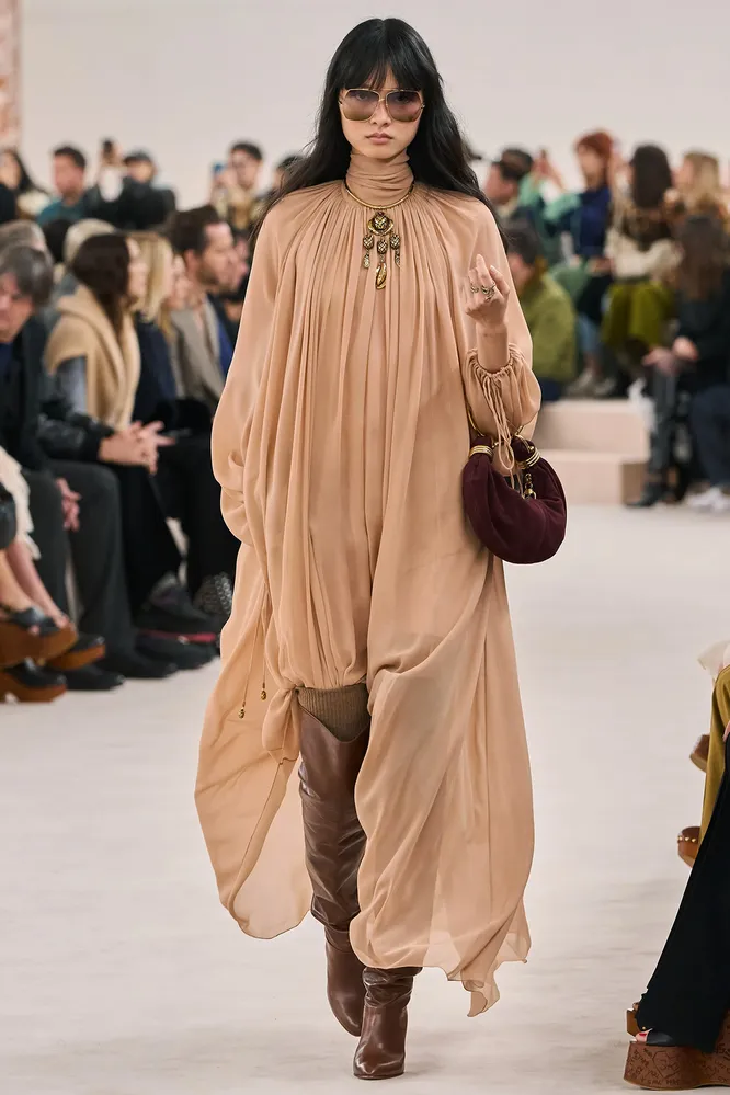 CHLOÉ осень-зима 2024/25 CHLOÉ осень-зима 2024/25