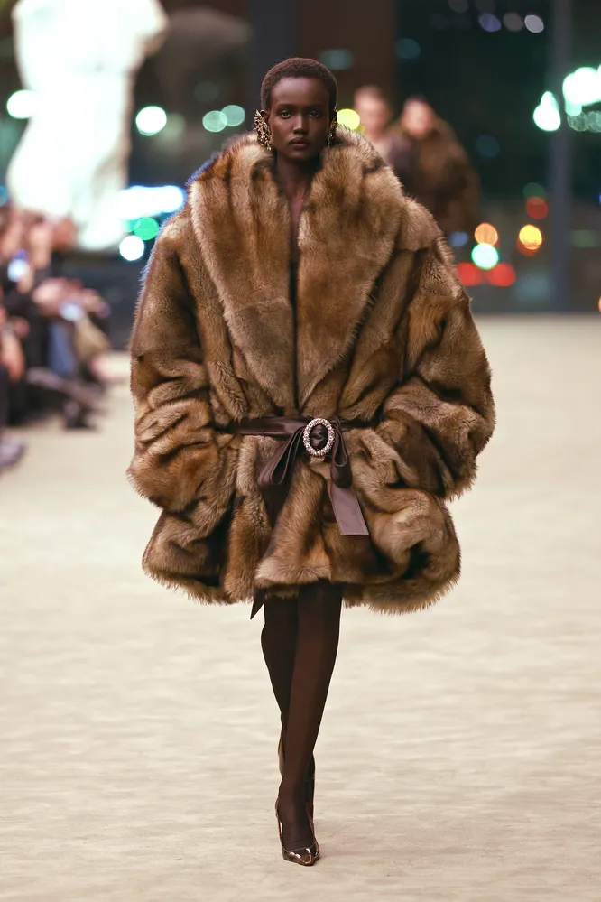 Saint Laurent осень-зима 2026/27 Saint Laurent осень-зима 2026/27