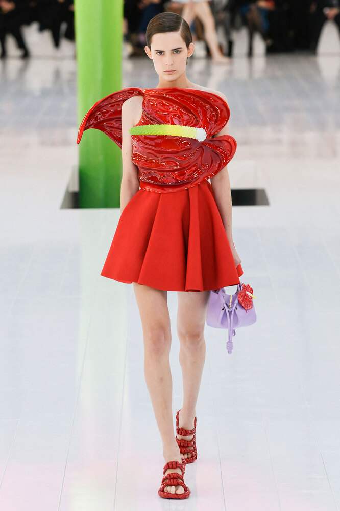 Loewe весна-лето 2023 Loewe весна-лето 2023