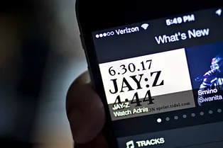 Не для всех: Джей-Зи выпустил новый альбом «4:44», который нельзя послушать