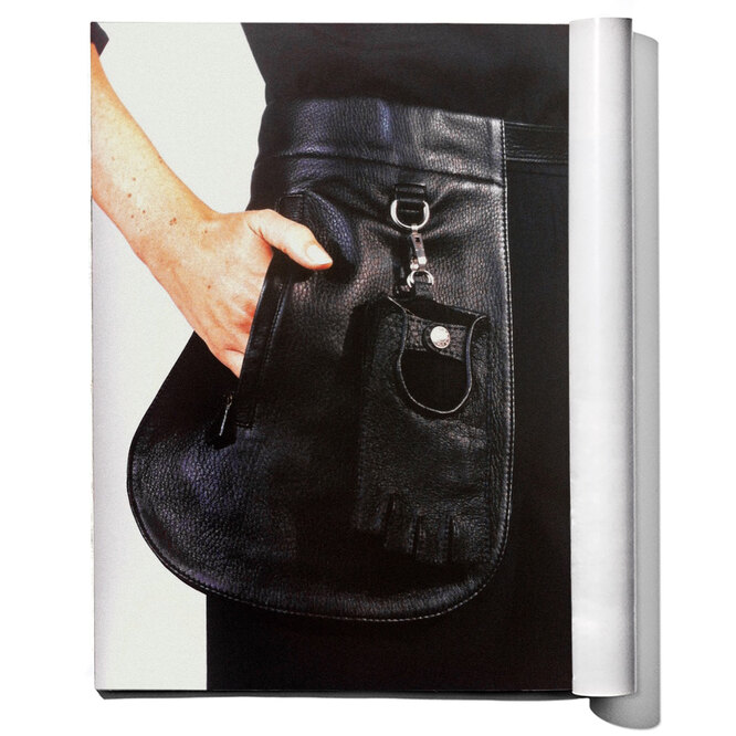 Кожаный ремень с карманами из коллекции Hermès весна-лето 2000