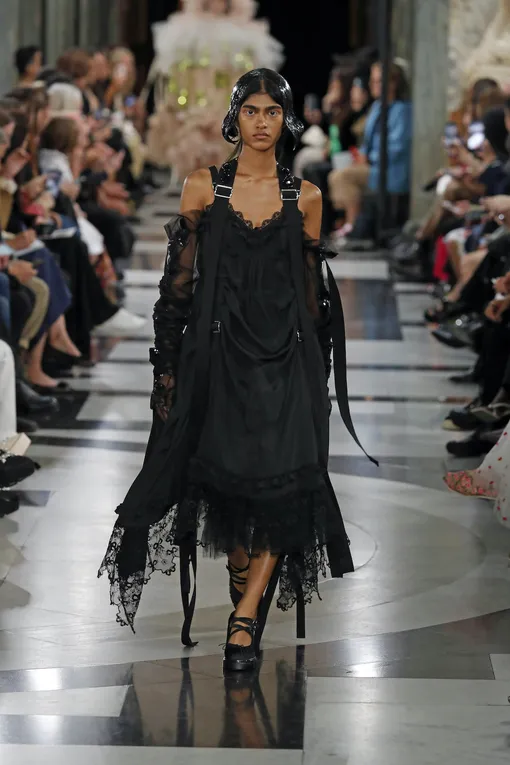 Simone Rocha весна-лето 2023