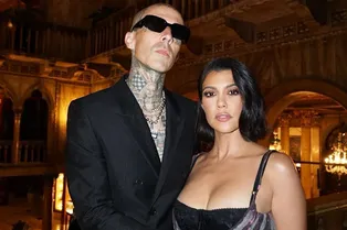 Кортни Кардашьян и барабанщик группы Blink-182 Трэвис Баркер помолвлены