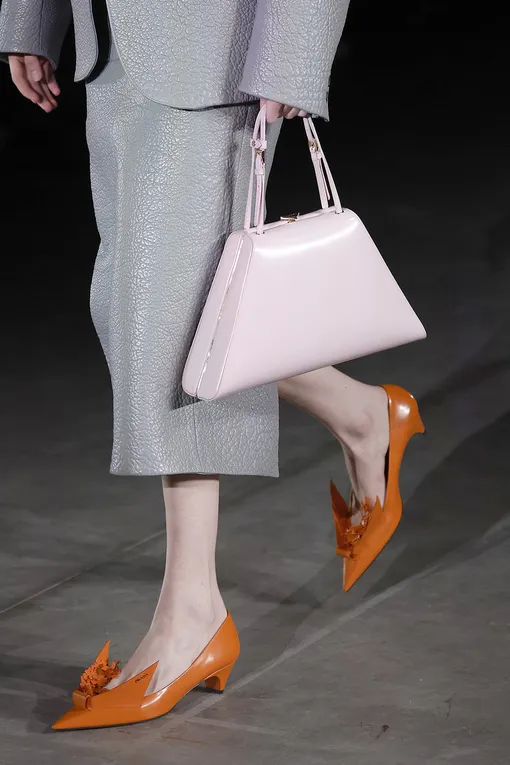 Prada осень-зима 2023/24