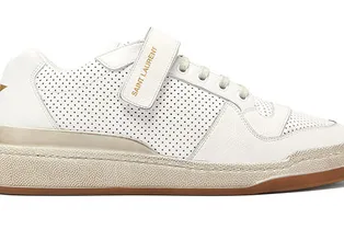 Весна — время белых кроссовок: 6 самых желанных пар