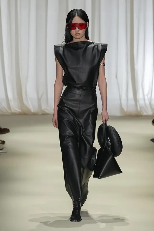 MM6 Maison Margiela осень-зима 2024/25 MM6 Maison Margiela осень-зима 2024/25