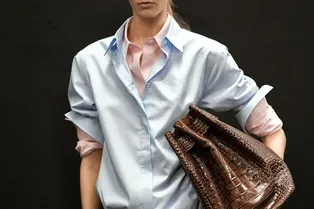 Утепляемся красиво: в этом сезоне носите сразу две рубашки