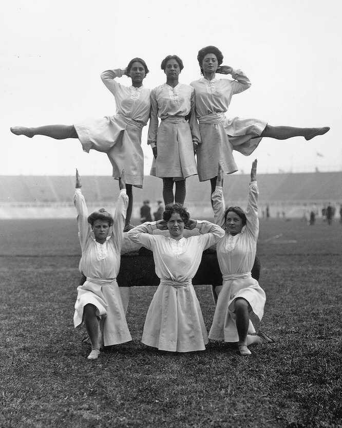 Датские гимнастки во время Олимпийских игр в Лондоне, 1908 год