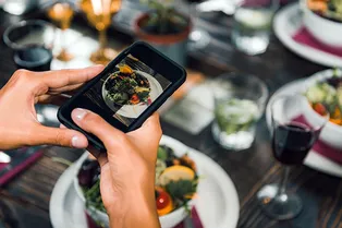 Новый тренд: онлайн-ужины в ресторанах