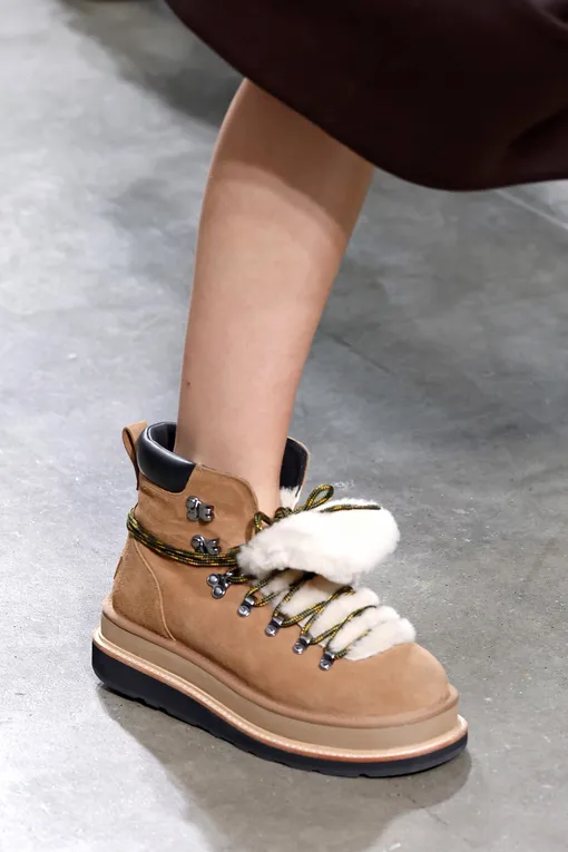 Sacai осень-зима 2025/26 Sacai осень-зима 2025/26