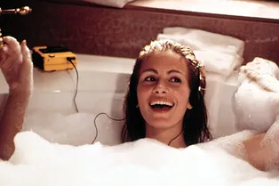 Планы на вечер: 8 идей от Кэрри Брэдшоу, Бриджит Джонс и других киногероинь