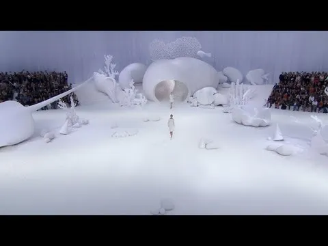 Нажмите и смотрите Нажмите и смотрите