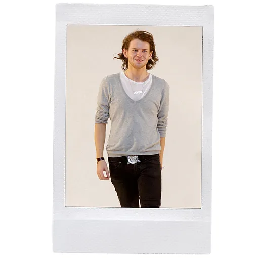 24-летний дизайнер после показа первой коллекции Christopher Kane, 2006 год 24-летний дизайнер после показа первой коллекции Christopher Kane, 2006 год