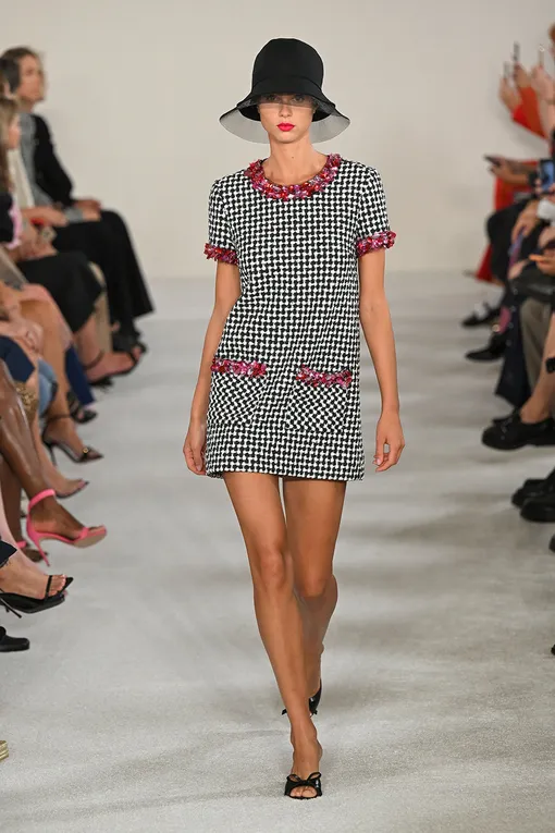 Carolina Herrera весна-лето 2023 Carolina Herrera весна-лето 2023