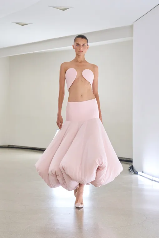 ALAÏA весна-лето 2025 ALAÏA весна-лето 2025