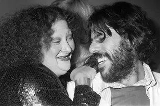 Муза Уорхола и Холстона и первая модель плюс-сайз в истории: кто такая Пэт Эст