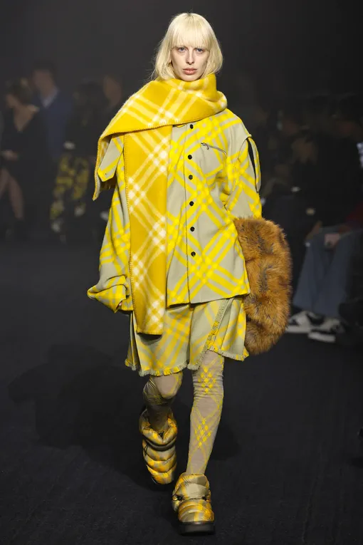 Burberry осень-зима 2023/24 Burberry осень-зима 2023/24