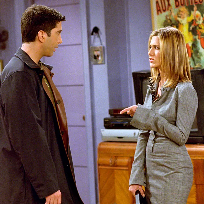 Как избавиться от нежелательного внимания бывшего партнера