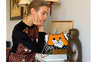 Логомания и кошечки: Наталья Водянова составила самый милый тотал-лук Louis Vuitton