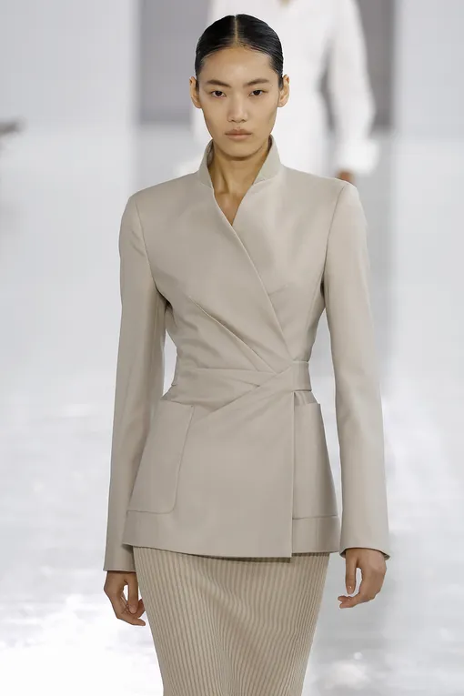 Max Mara весна-лето 2025 Max Mara весна-лето 2025