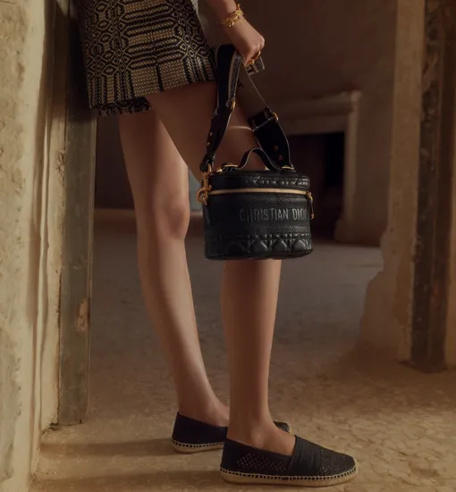 Рекламная кампания капсульной коллекции Christian Dior в честь Дня холостяков 2020