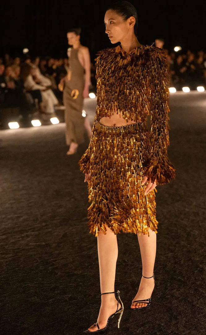 Schiaparelli весна-лето 2026 Schiaparelli весна-лето 2026