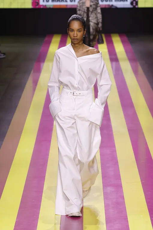 CHARISTIAN DIOR весна-лето 2024 CHARISTIAN DIOR весна-лето 2024