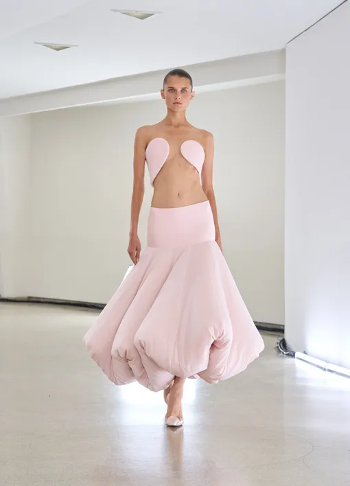 Alaïa весна-лето 2025 Alaïa весна-лето 2025