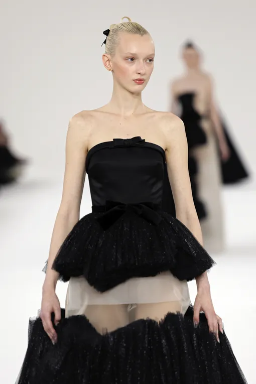 Viktor & Rolf Haute Couture весна-лето 2024