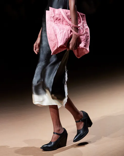 Prada весна-лето 2023 Prada весна-лето 2023