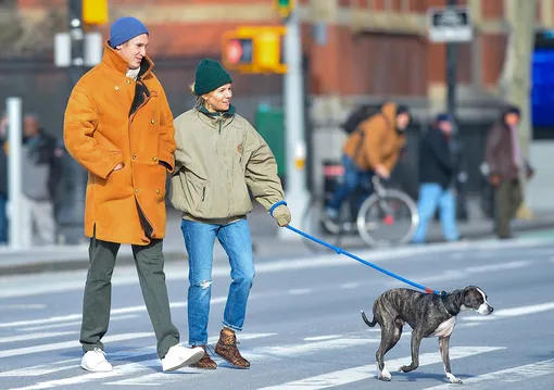 Лукас Цвирнер и Сиенна Миллер Лукас Цвирнер и Сиенна Миллер