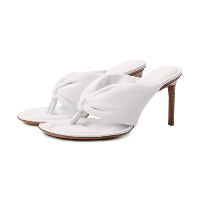 JACQUEMUS, 92 400 руб.