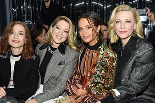 Катрин Денев, Кейт Бланшетт, Алисия Викандер и Наталья Водянова на показе Louis Vuitton