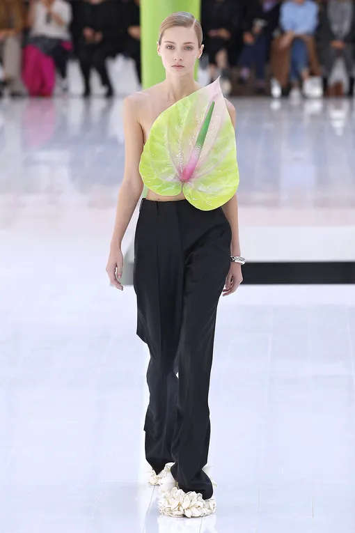 Loewe весна-лето 2023 Loewe весна-лето 2023