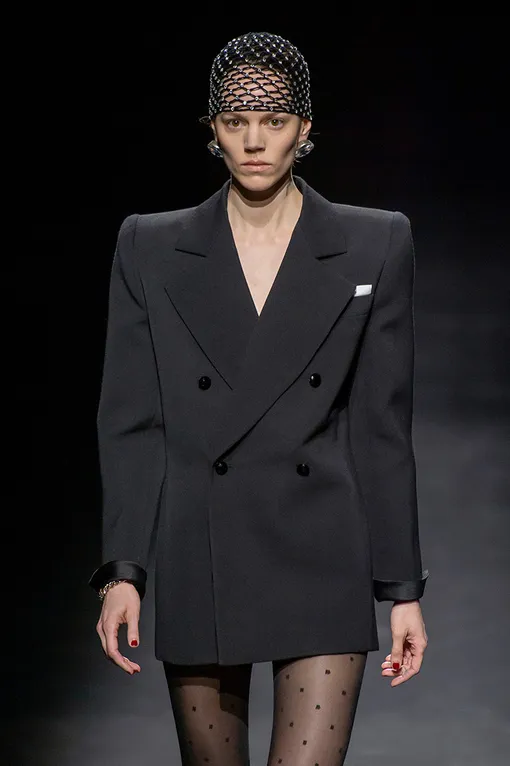 Saint Laurent, осень-зима — 2019/20 Saint Laurent, осень-зима — 2019/20