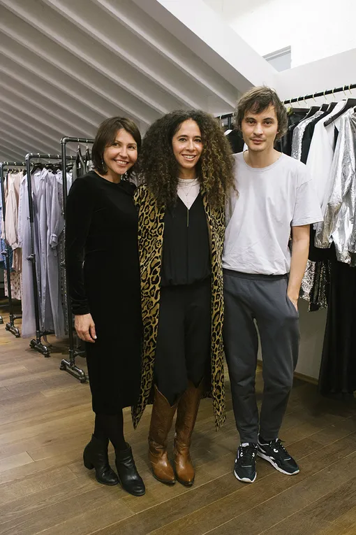 Кэндис Фрэджис в шоуруме Александра Терехова Кэндис Фрэджис в шоуруме Александра Терехова