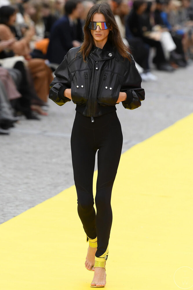 STELLA MCCARTNEY весна-лето 2023