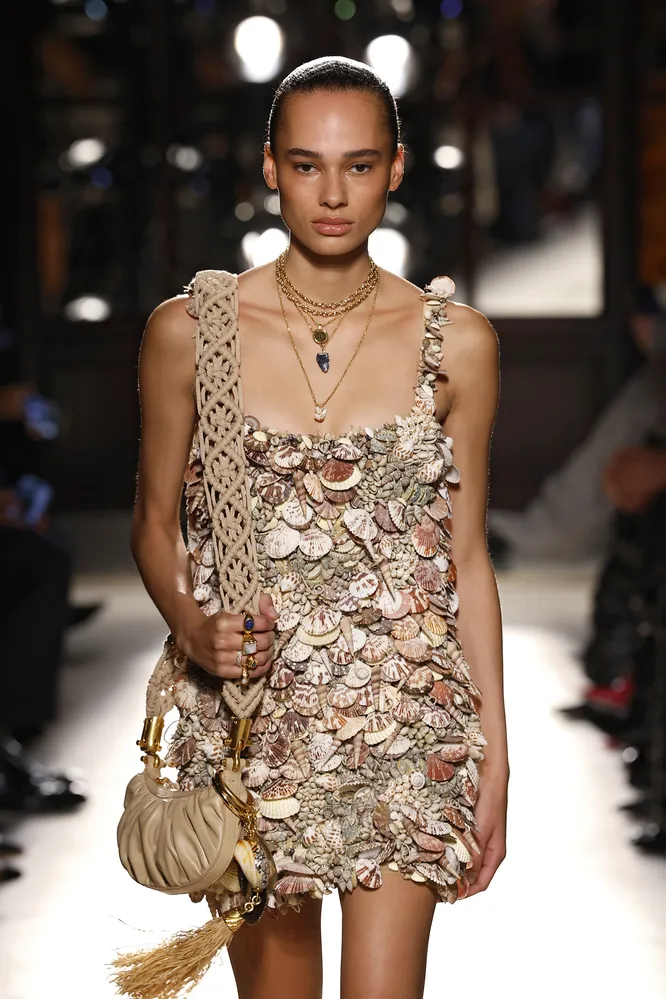 Balmain весна-лето 2026