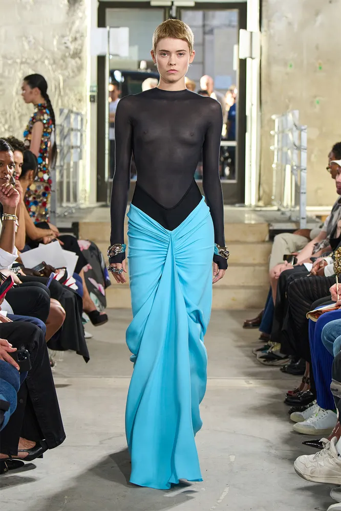 ALAÏA весна-лето 2023 ALAÏA весна-лето 2023