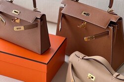 Сотрудница российского склада Hermès 8 лет подменяла сумки Birkin и Kelly на фейки