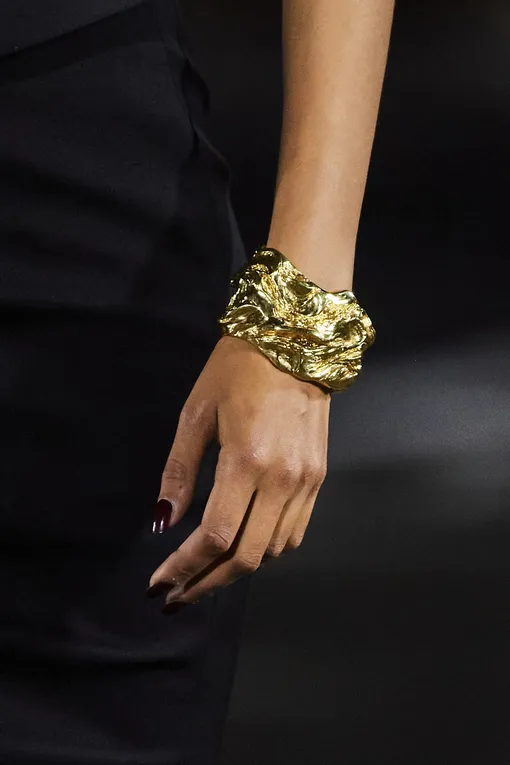 Saint Laurent весна-лето 2022