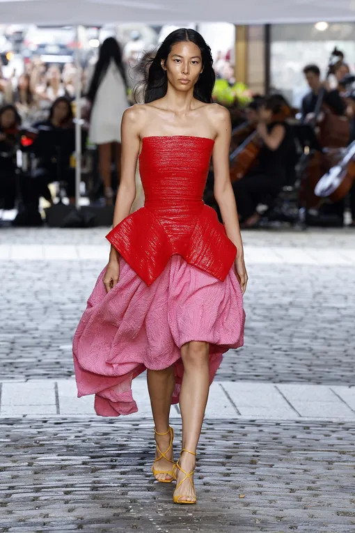 Prabal Gurung весна-лето 2025 Prabal Gurung весна-лето 2025