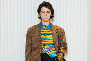 Наталья Гольденберг, Светлана Устинова и Софья Эрнст на московской трансляции показа Miu Miu