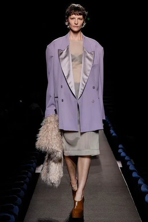 DRIES VAN NOTEN осень-зима 2023/24 DRIES VAN NOTEN осень-зима 2023/24