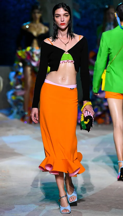 Versace весна-лето 2021