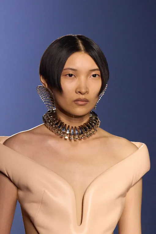 Mugler весна-лето 2026