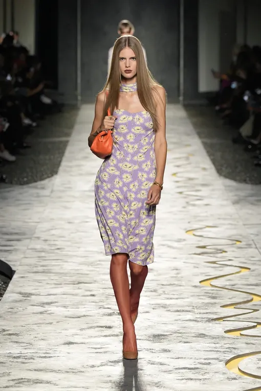 Versace весна-лето 2025