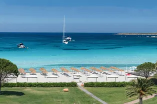 От туманного Петербурга до солнечной Италии: где отдыхать этой осенью От туманного Петербурга до солнечной Италии: где отдыхать этой осенью